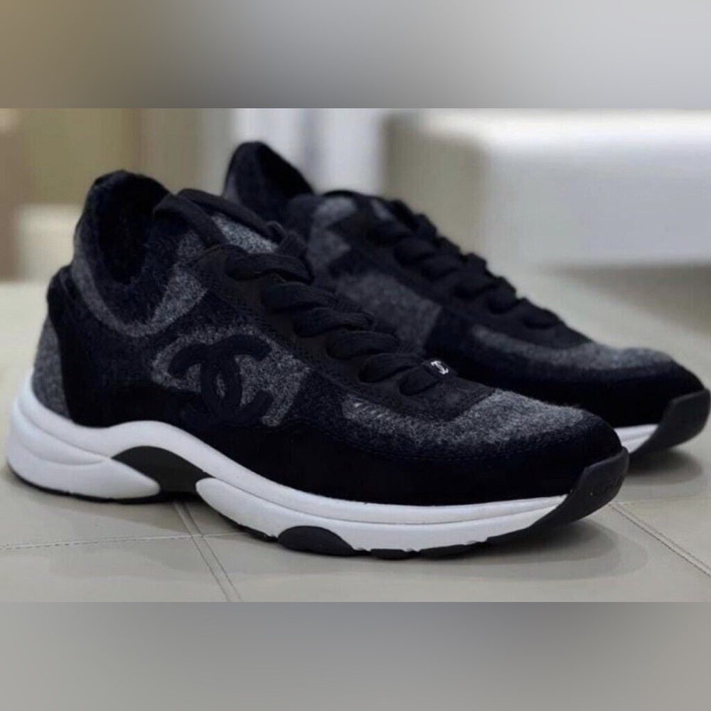CHANEL Knit Fabric Suede Calfskin Womens CC Sneakers 40.5 Grey Black